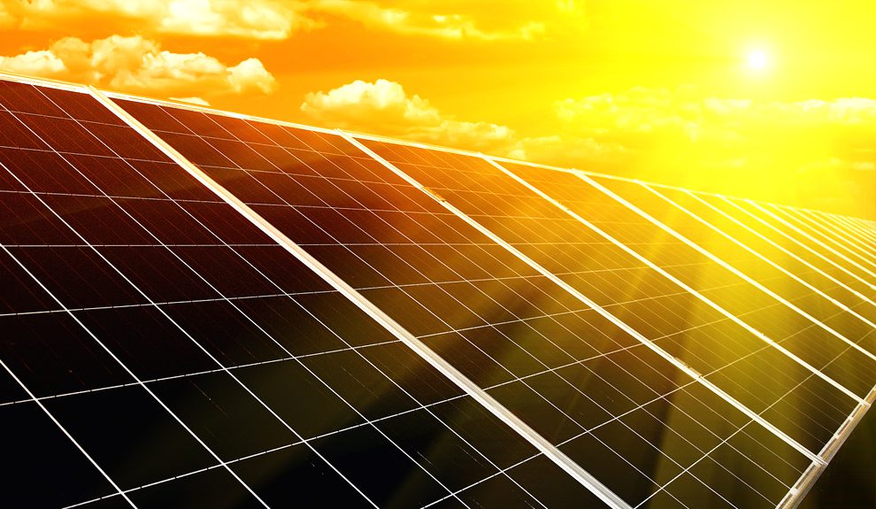 Φωτοβολταϊκά πάνελ και ηλιακή ενέργεια